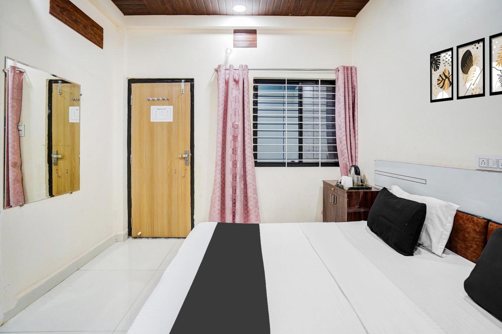 Super Hotel O Brilliant Convention Centre Formerly Madhur Shree Indore Ngoại thất bức ảnh